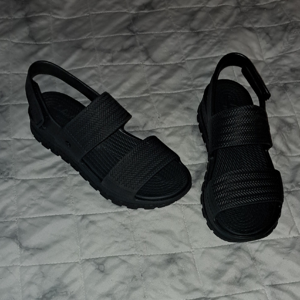 Skechers Black Arch Fit Sandals